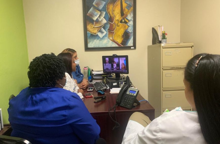 Personal del hospital Rodolfo socializa formularios de evaluación