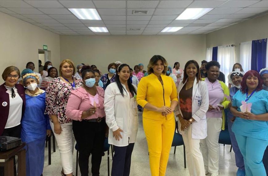 El HRDLCL conmemoró este 8 de marzo el «Día Internacional de la Mujer» con un encuentro social y una charla denominada «Mujer emprendedora».