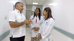 Lee más sobre el artículo El Hospital Rodolfo recibe visita del Doctor Martin Ortiz.