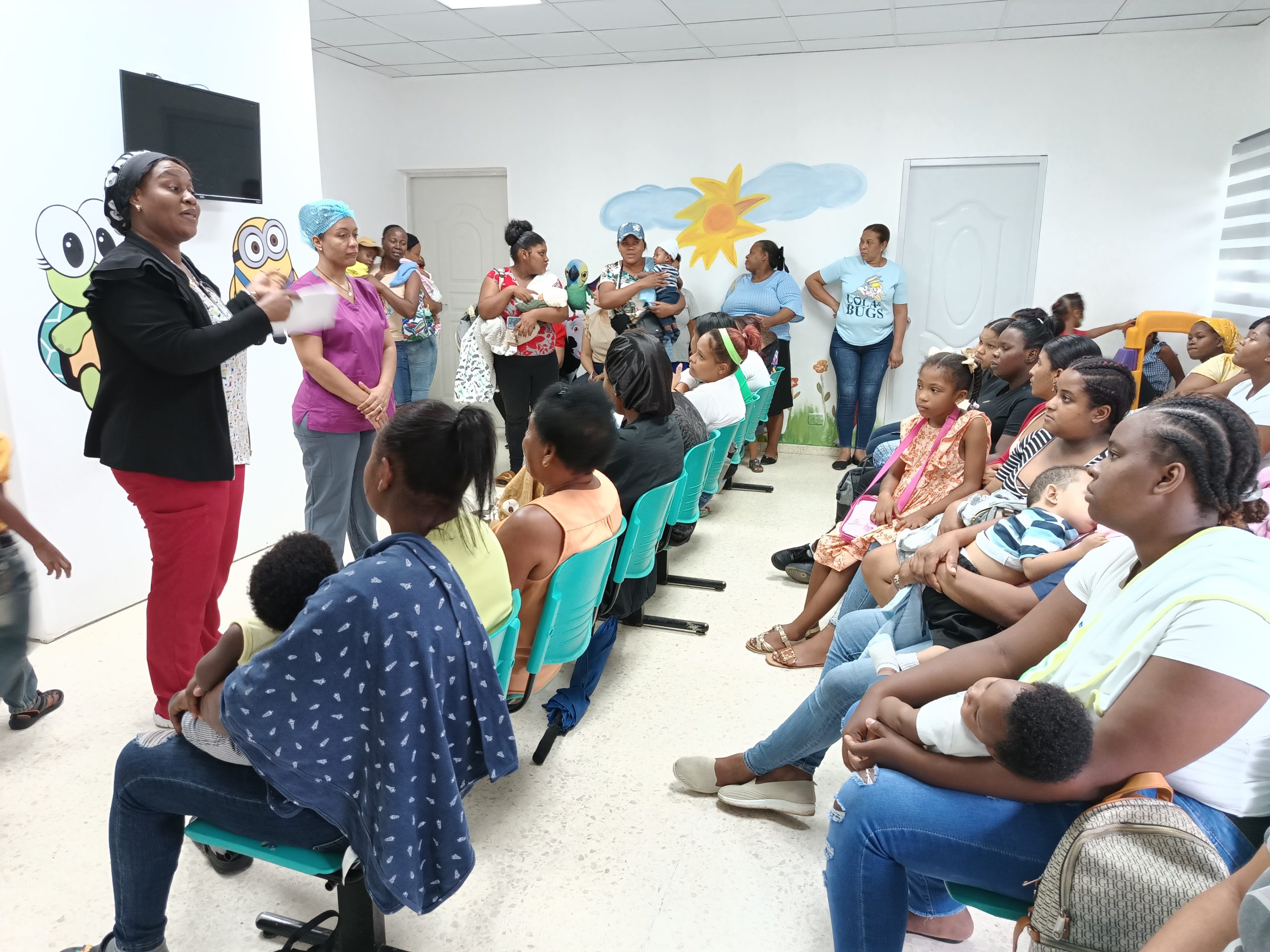 En este momento estás viendo Hospital Rodolfo imparte charla  la lactancia materna