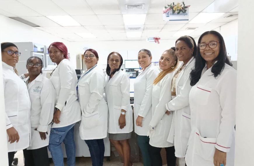 Hospital Rodolfo rinde homenaje a las bioanalistas en su Día Nacional