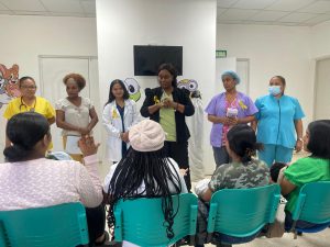 Lee más sobre el artículo Hospital Rodolfo de la Cruz Lora continúa celebrando la Semana Mundial de la Lactancia Materna con charla educativa