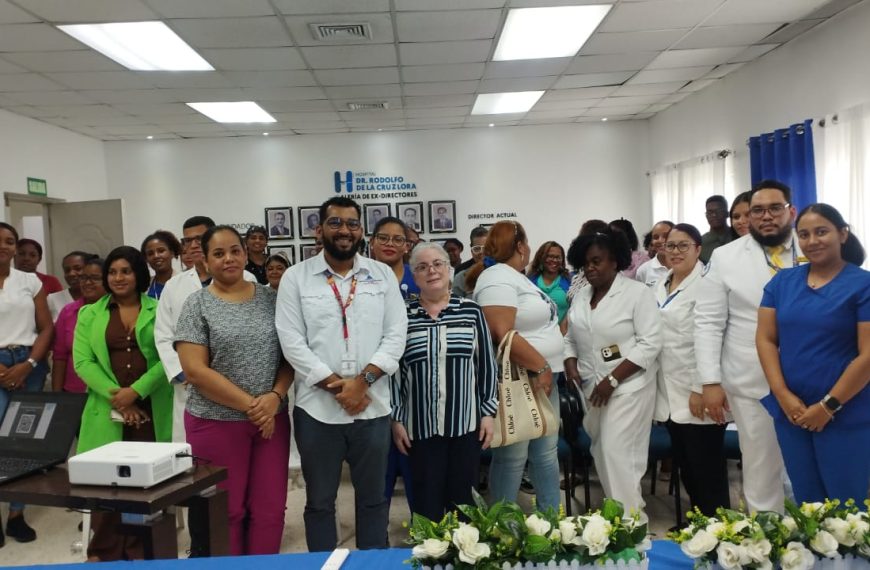 Servidores de la salud del HRDLCL se capacitan sobre diagnóstico y tratamiento contra Tuberculosis