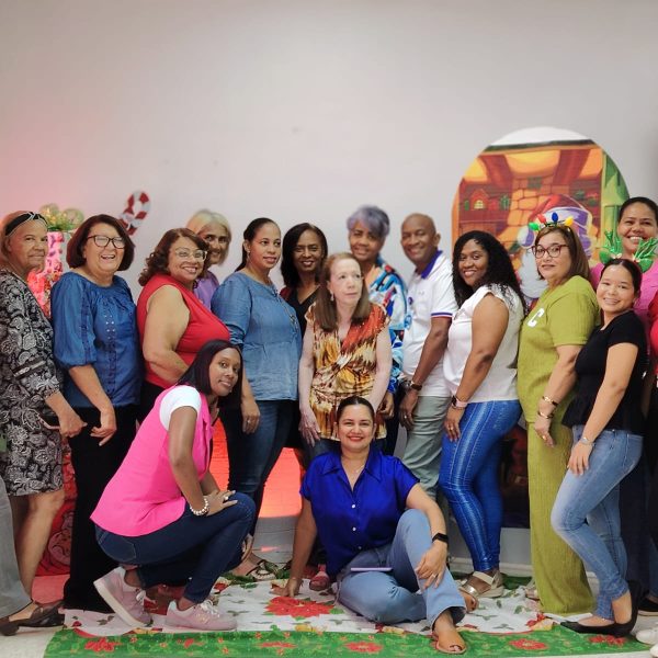 El personal del &aacute;rea del laboratorio del Hospital Rodolfo celebr&oacute; su tradicional fiesta de Navidad