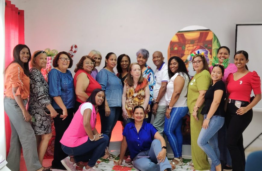 El personal del &aacute;rea del laboratorio del Hospital Rodolfo celebr&oacute; su tradicional fiesta de Navidad