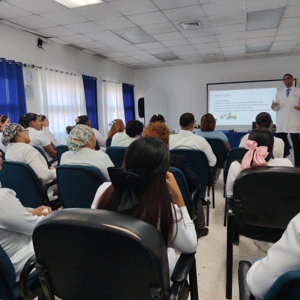 Promueven principios &eacute;ticos en jornada dirigida a personal m&eacute;dico y de enfermer&iacute;a del HRDLCL