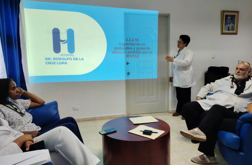 Subdirecci&oacute;n M&eacute;dica del Hospital Rodolfo socializa gu&iacute;a de atenci&oacute;n del MISPAS con encargados de &aacute;reas